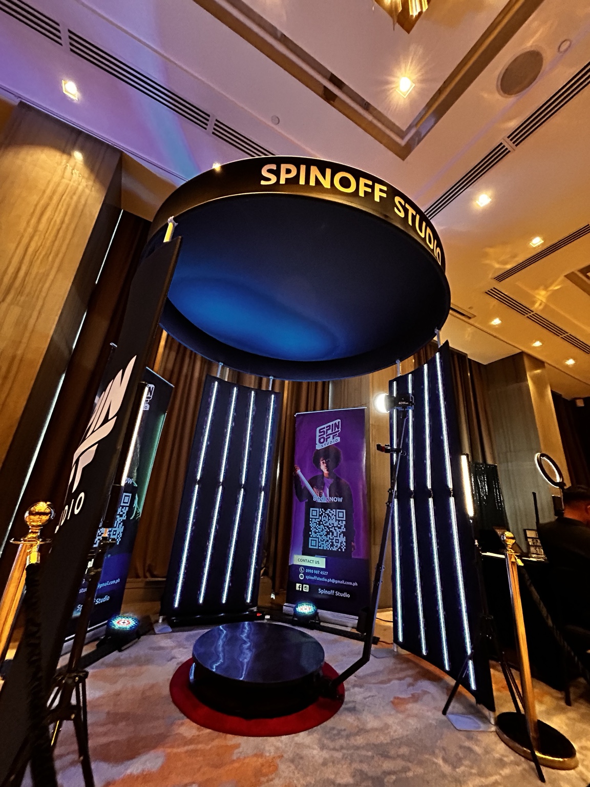 Outdoor 360 Booth